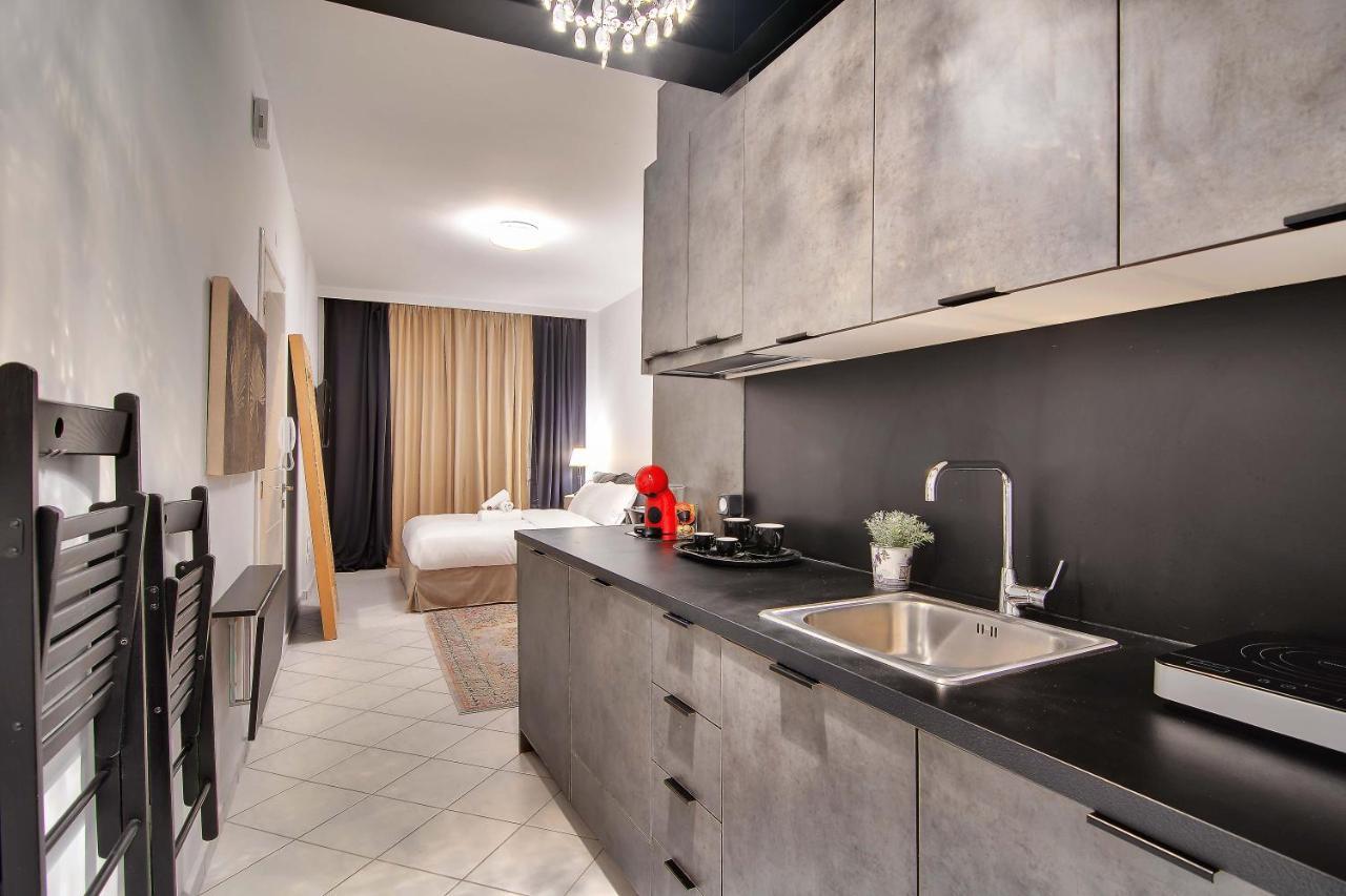 All Seasons Luxury Suites1 อิโออันนินา ภายนอก รูปภาพ