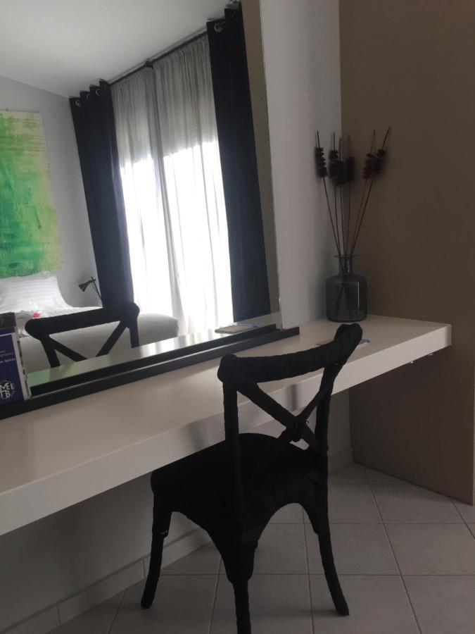 All Seasons Luxury Suites1 อิโออันนินา ภายนอก รูปภาพ